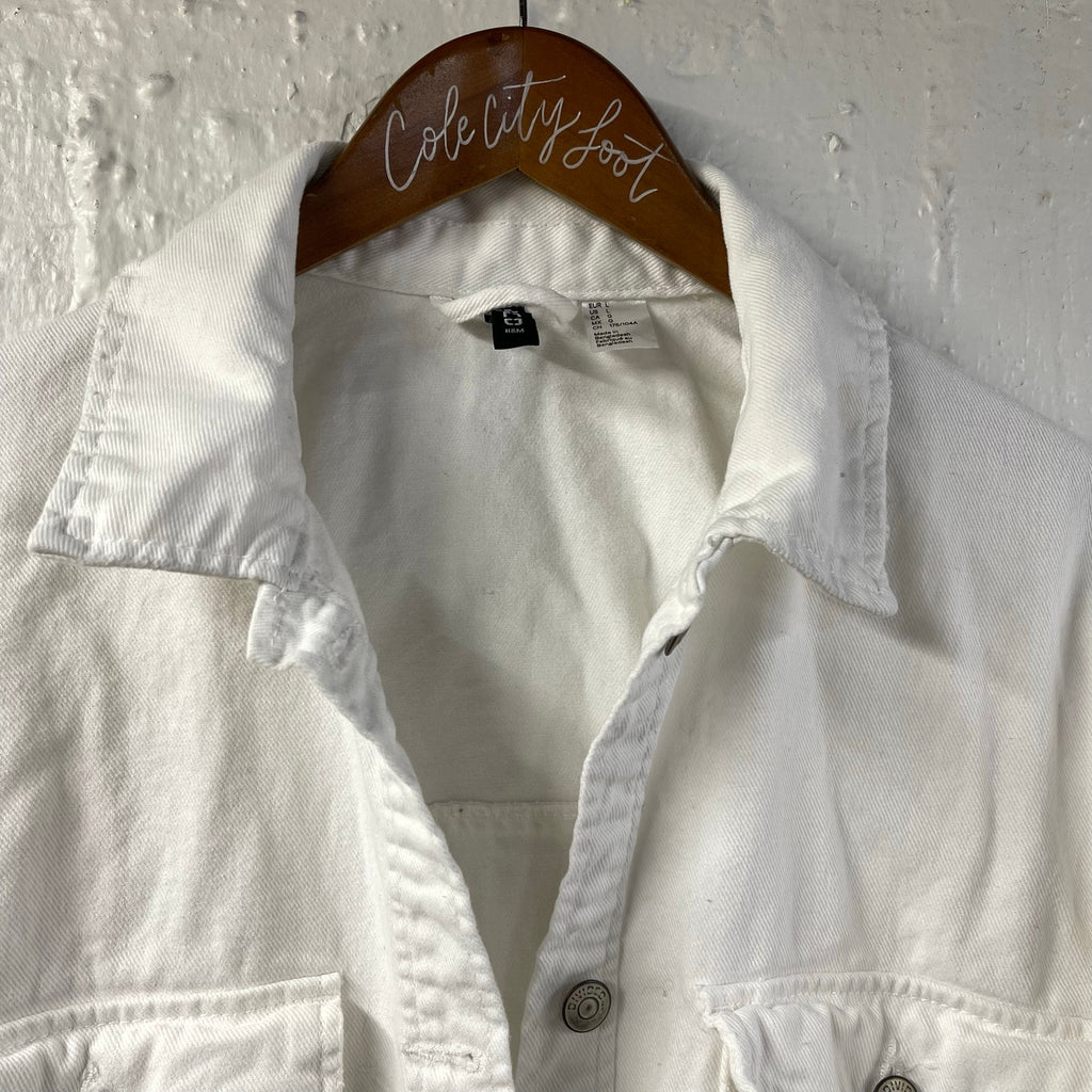 Distressed White Jean Jacket Shirt Divided by H&M Large Chore Work