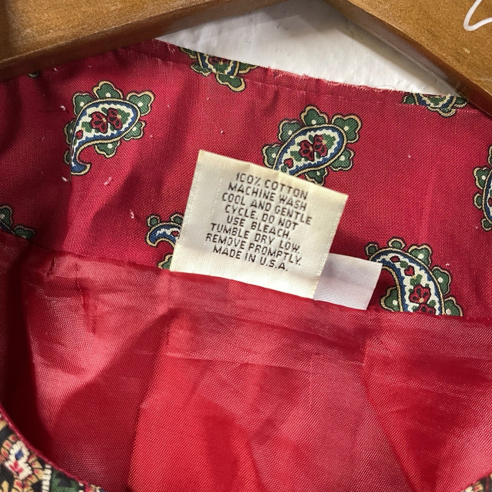 Not So Ugly Christmas Jacket Vera Bradley Quilted Red Paisley Large Vintage